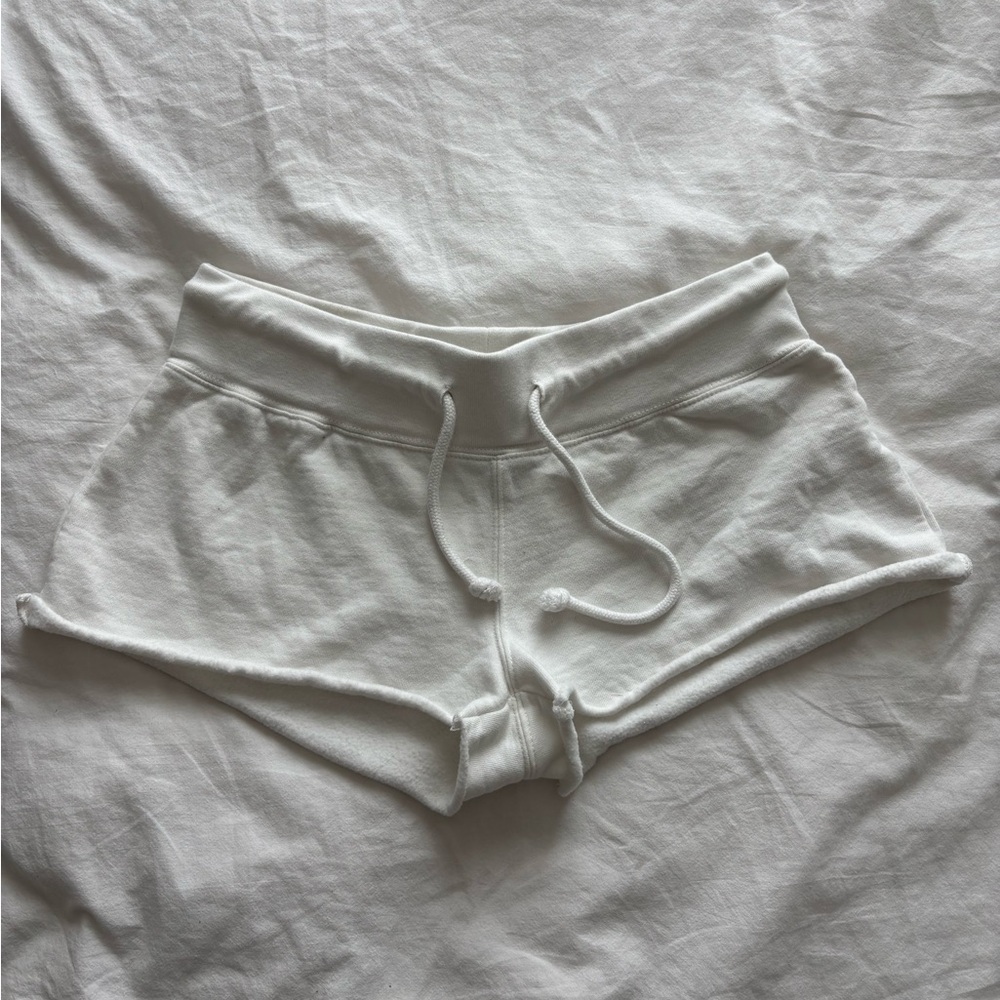 Harlow White Athletic Shorts with Elastic Waistband